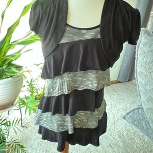 Maurices shirt size small